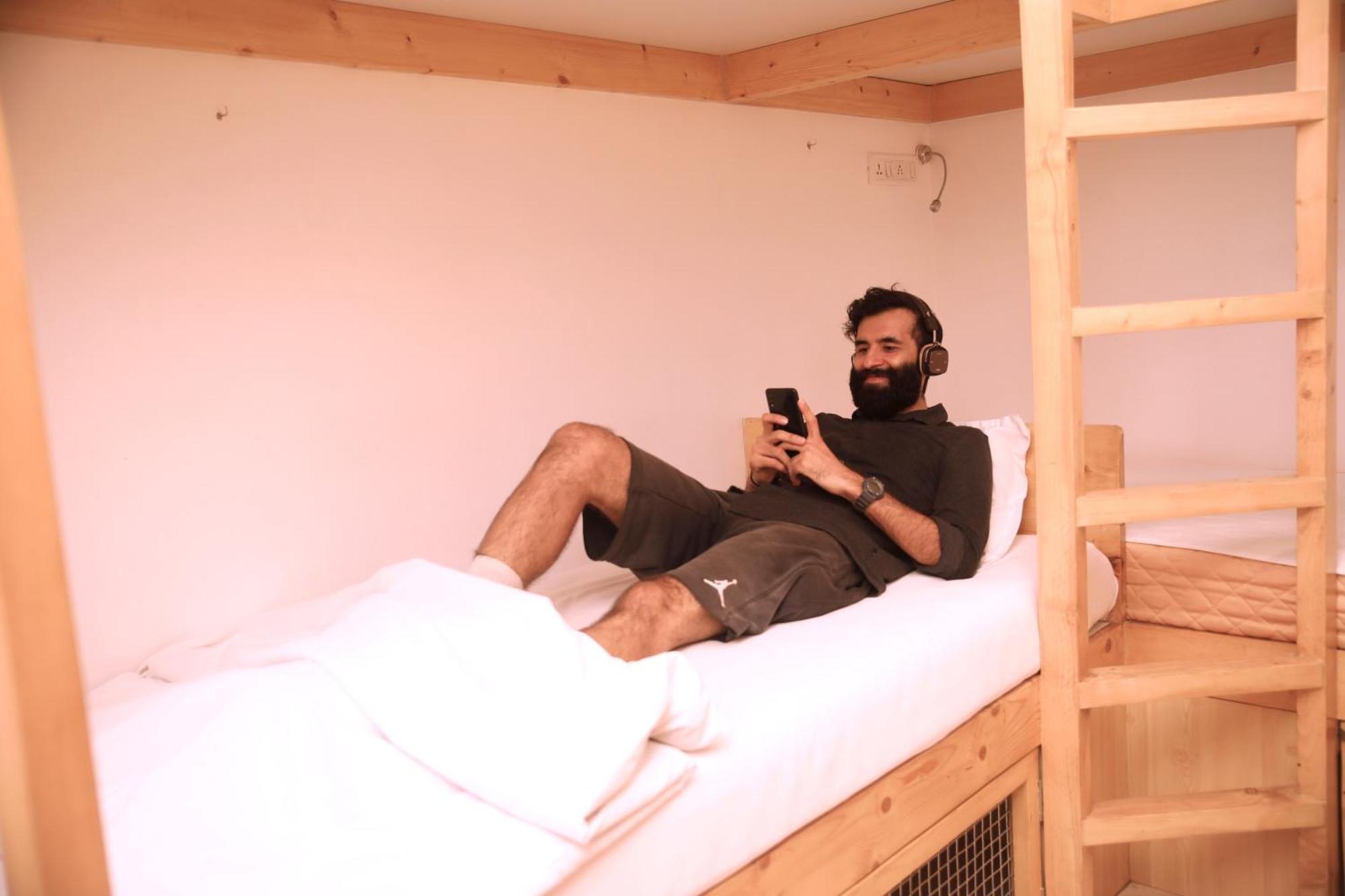 Nap Manor Hostels Mumbai Exterior foto